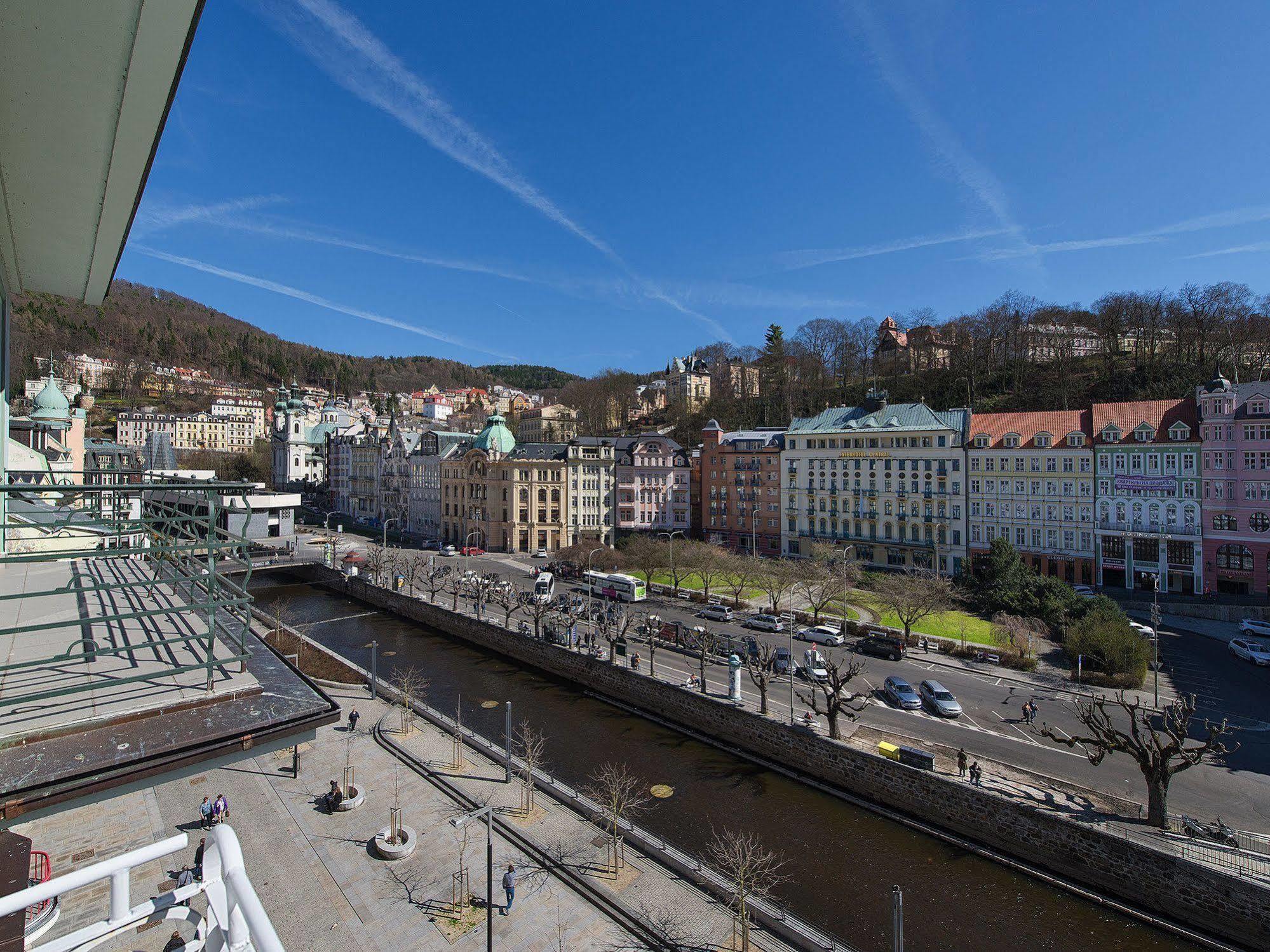 Ea Hotel Jessenius Karlovy Vary Exterior photo