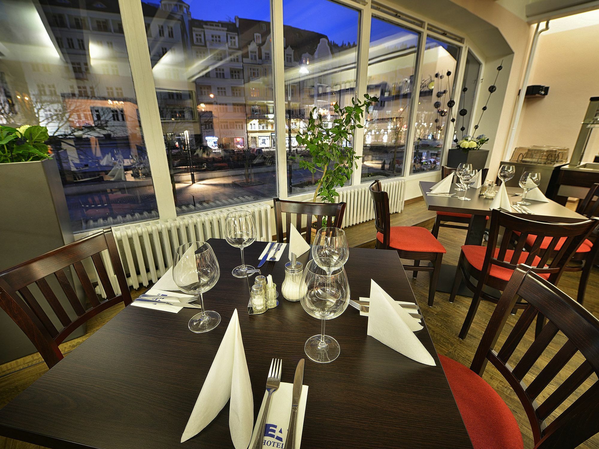 Ea Hotel Jessenius Karlovy Vary Exterior photo